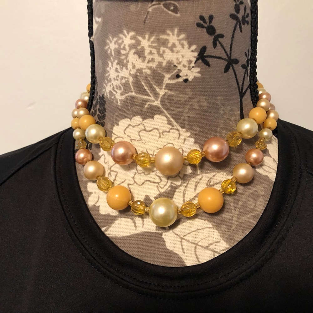 Vintage dbl strand necklace yellow gold beads nice
